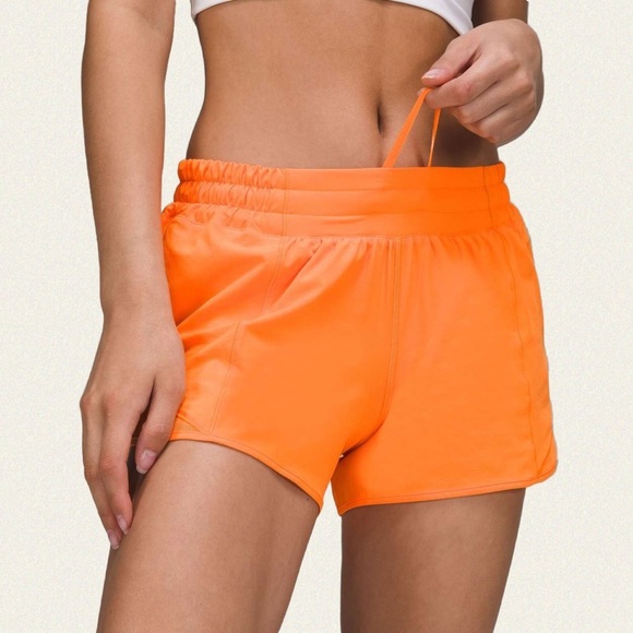 Lululemon Hotty Hot Low-Rise Lined Short 4" - Picture 4 of 9